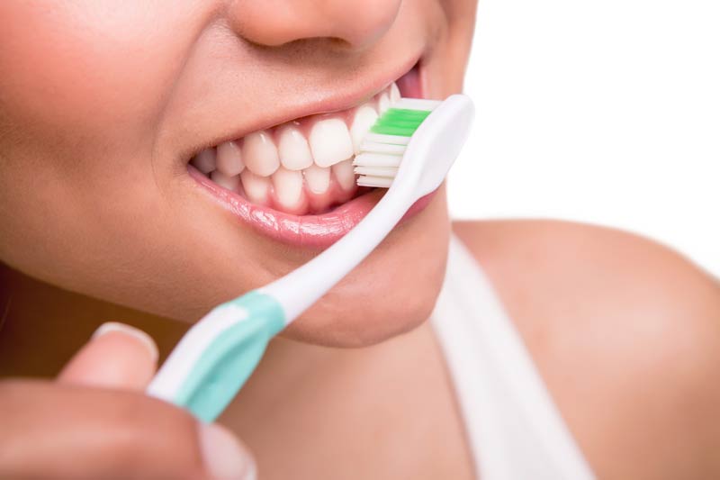How To Brush Your Teeth The Right Way